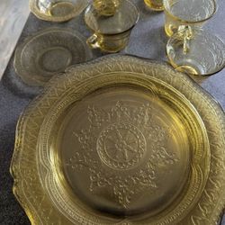 Federal Glass Patrician Glass -Amber/Yellow