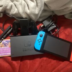 Nintendo Switch red & blue + dock & accessories 