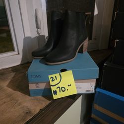 TOMS Women's Evelyn Chelsea Boot
