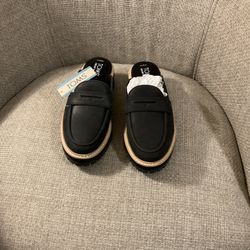 Shoes for Women’s $80 TOMS NEW
