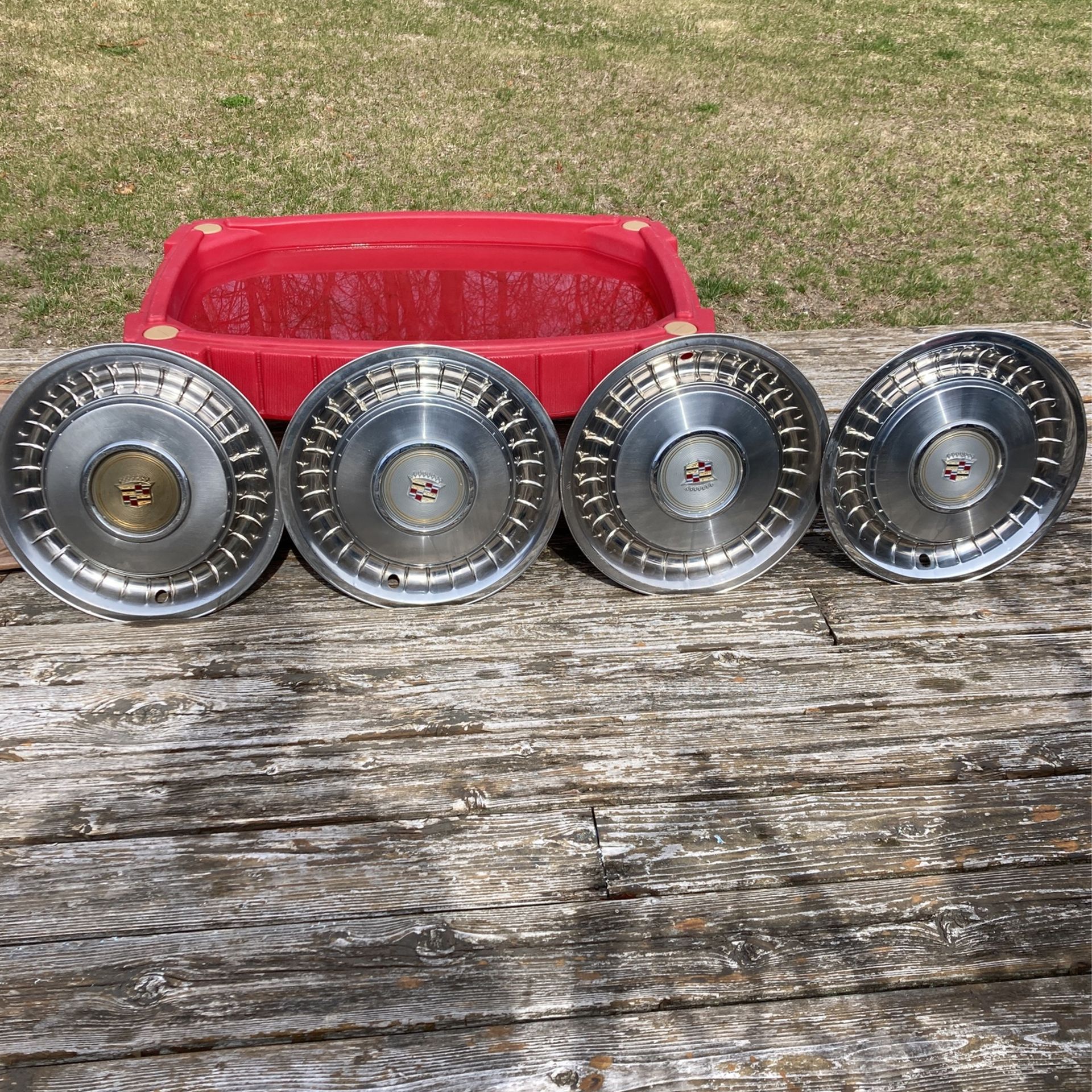 Cadillac Hub Caps Vintage Cadillac Hub Caps