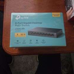 8 Port Gigabit Desktop PoE+ Switch 