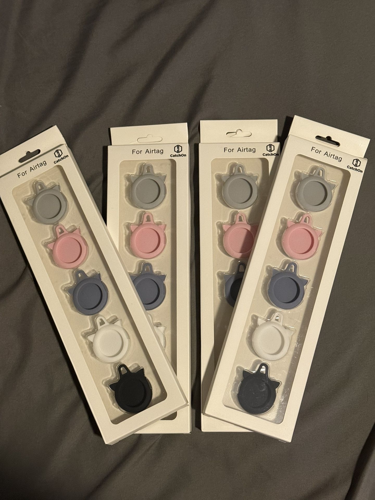 4 Apple Keychain AirTag Accessories 