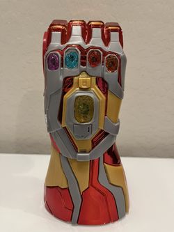 Disneyland Avengers Campus Iron Man Infinity Gauntlet Drink Cup Holder Light Up