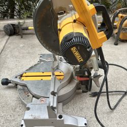 DeWalt DW703 10” Compound Miter Saw. $200 OBO