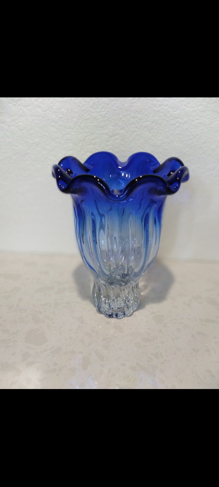 Set Of 4 Heavy  Glass Vase Great Condition 