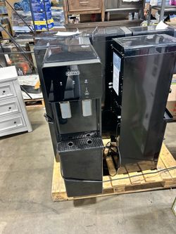 Iceman water dispenser and ice maker