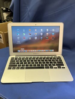 MacBook Air 11-inch late. 2010 ready to go, comes with charger and good battery  Core 2 DUO  1.6Ghz 4GB Ram 121gb flash storage  Mac OS High Sierra ve