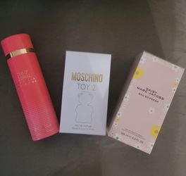 Perfumes – Perry Ellis, Moschino, Marc Jacobs