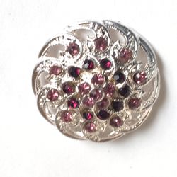 PRETTY SILVER TONE RHINESTONE BROOCH PIN ⭐️⭐️⭐️⭐️⭐️VINTAGE TO FASHION 
