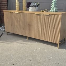 70 " Buffet Cabinet with Storage room Featuring a Modern Groove Accent Suitable for entry table NEW 