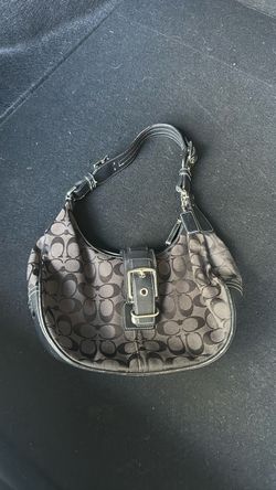 Coach Signature Canvas Hobo Shoulder Bag