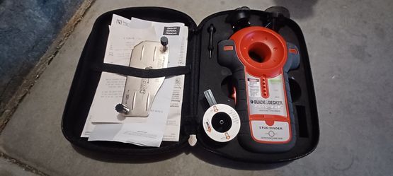 Black & Decker Bullseye Laser / Stud Finder