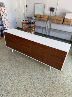Modern White & Walnut Sideboard / Storage Cabinet – Like New