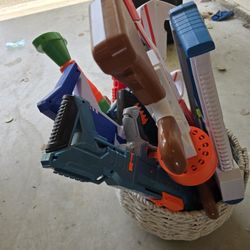 Nerf Guns 