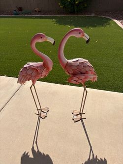 Metal Flamingo Garden Statues Set of 2