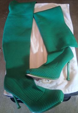 Looking Too Good For You Heeled Boots - Green above the knee woman's size 10