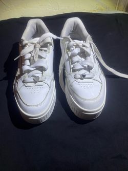 PUMA  SZ 6 White Low Top Lace-Up Athletic Sneakers Solid  Code 399167-01
