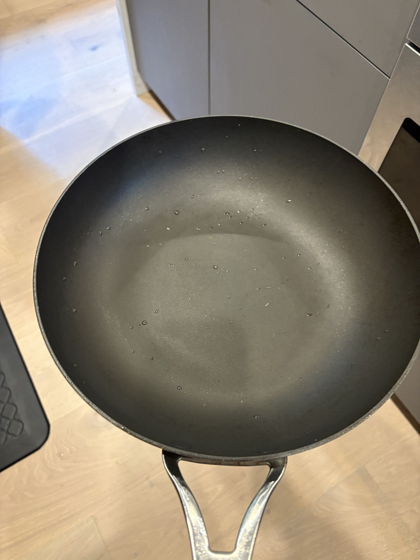 12” Work anolon Brand Non Stick