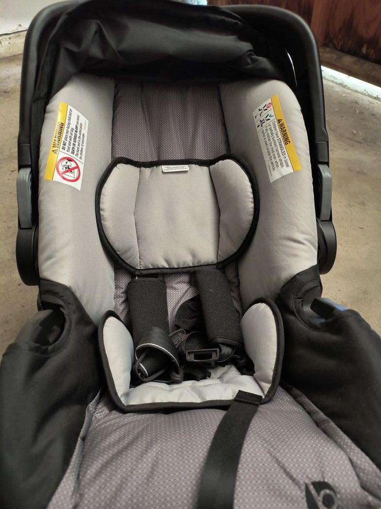Baby Trend Infants Car Seat