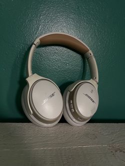 Bose SoundLink Around-Ear Wireless Headphones II- White