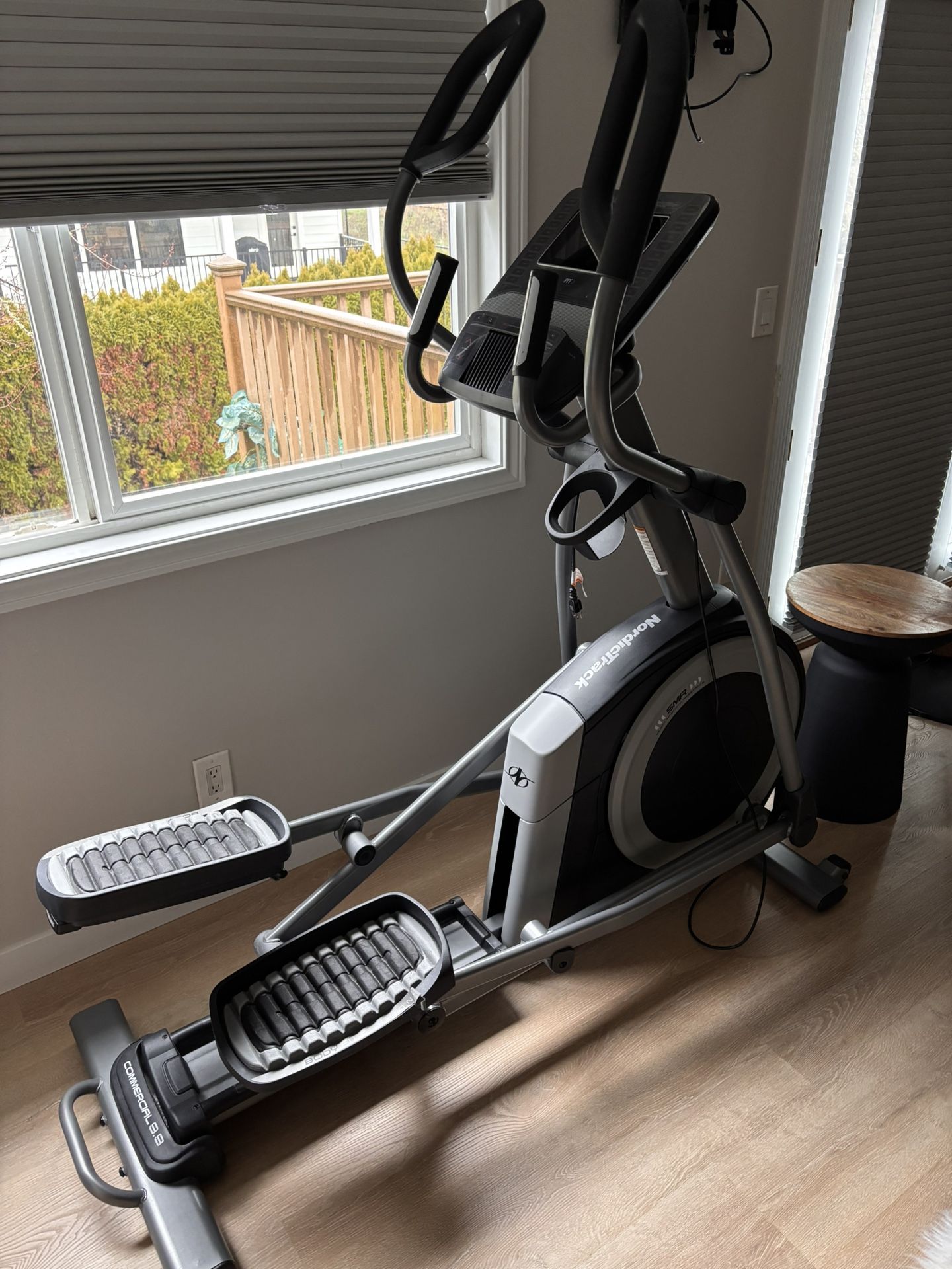 NordicTrack Commercial 9.9 Elliptical