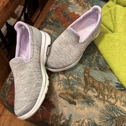 Sketchers Size8 