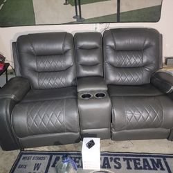 Love Seat Recliner Seats 