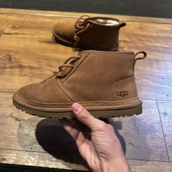 Uggs Neumel Boot Chestnut Size 8
