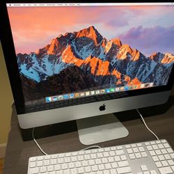MacOS Sierra With Keyboard And Wireless Mouse