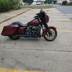 2020 Harley Davidson Street Glide special