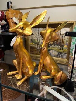 Freeman Vintage Gold Fox Figures