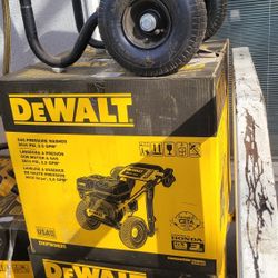 Pressure Washer Dewalt 3600