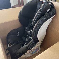 Britex Car Seat for Toddlers with Cool Airflow. 