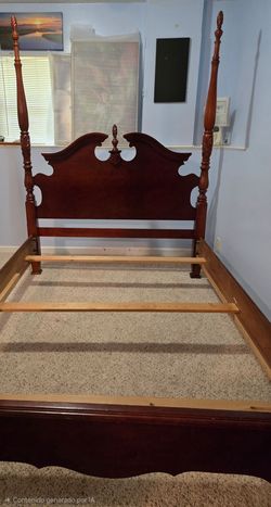 Mattress and Poster Bed