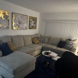 Sectional Couch 