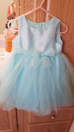 This is a size 2T dress made by Cherokee