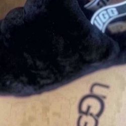 New Woman Slip On Uggs Size 9