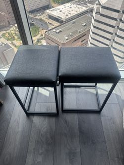 4 Set Bar Stools