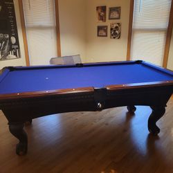 Beautiful Pool Table 