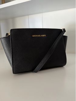 Michael Kors Selma Saffiano Leather Messenger Bag
