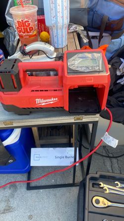 Milwaukee M18 Cordless inflator