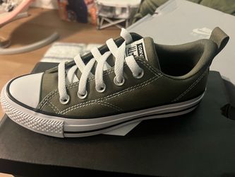Converse Chuck Taylor Low-Top Sneakers