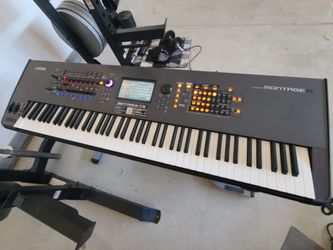 Yamaha Montage 8 88 key workstation