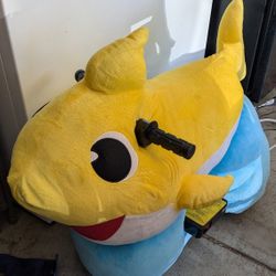 Baby Shark Ride On 6 Volt