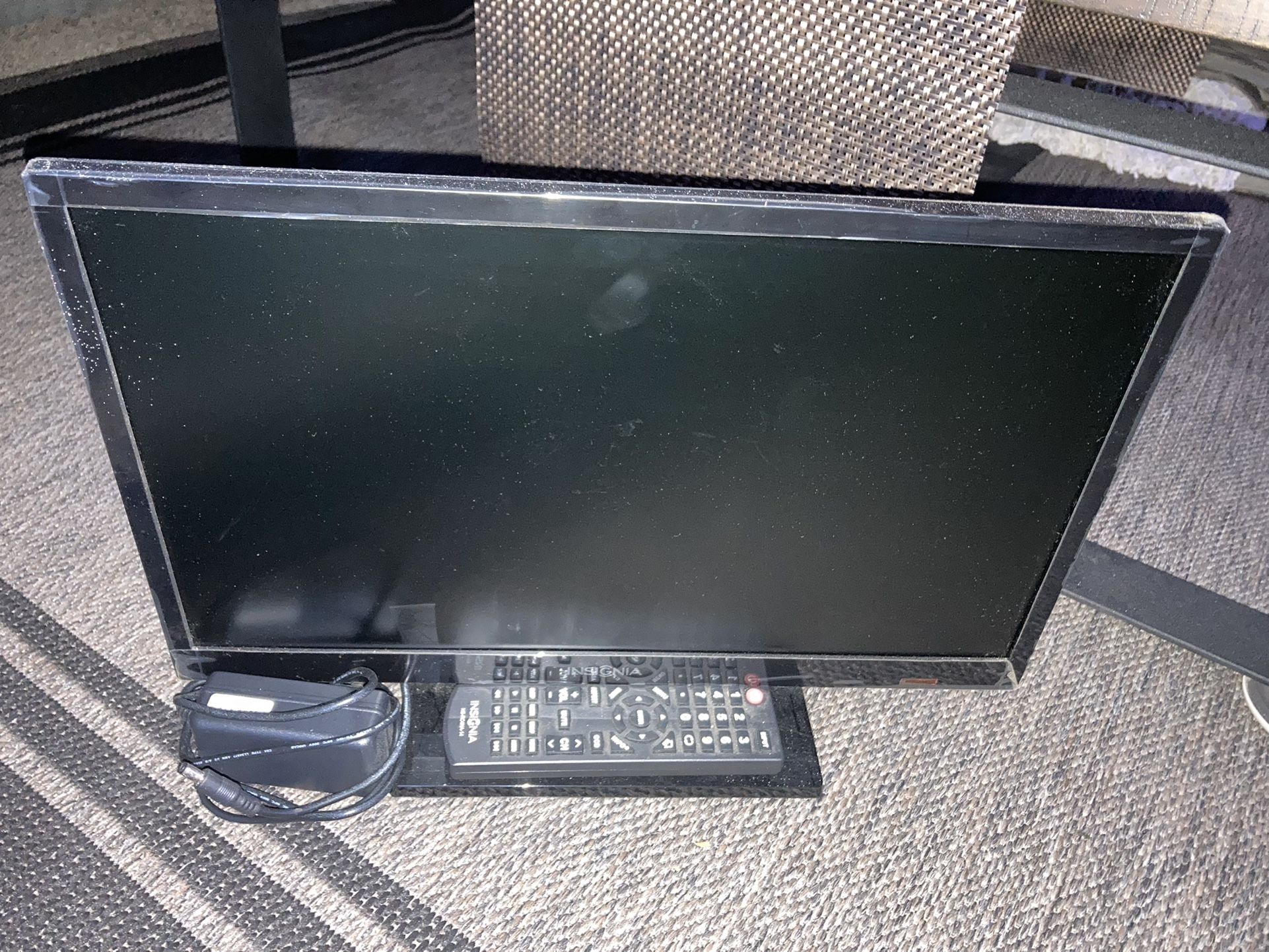 Insignia Computer Monitor