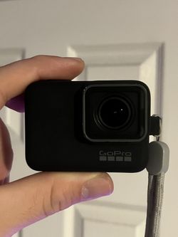 GoPro Hero 5 w/ Accessories