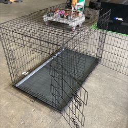 large Dog Kennel/Crate