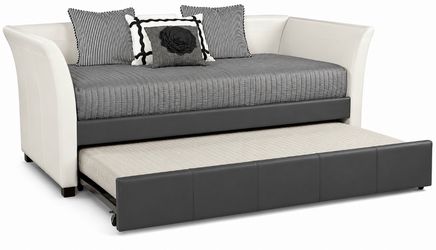 Ariana Daybed