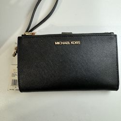 Michael Kors Wristlet